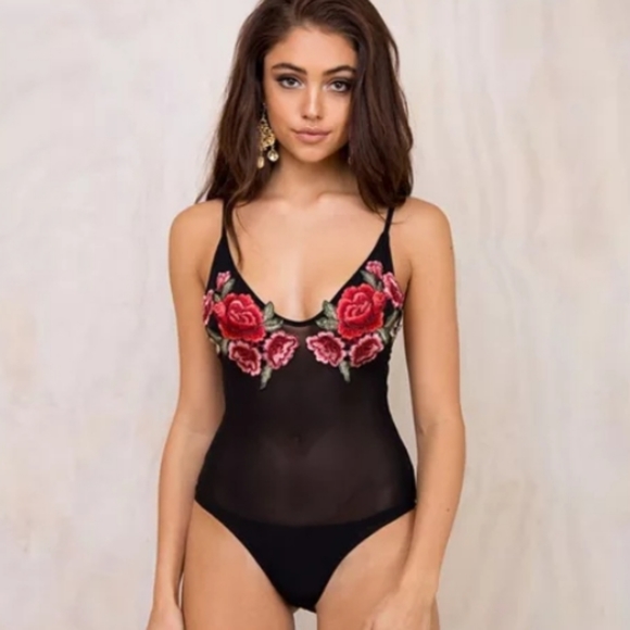 Boutiques Tops - Bodysuit/PRICE IS FIRM.....